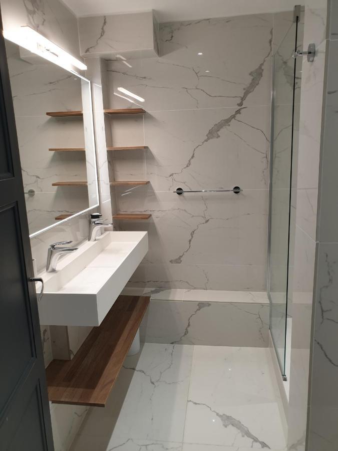 Le 5E - Appartement Design Dans Un Ancien Palace 비시 외부 사진